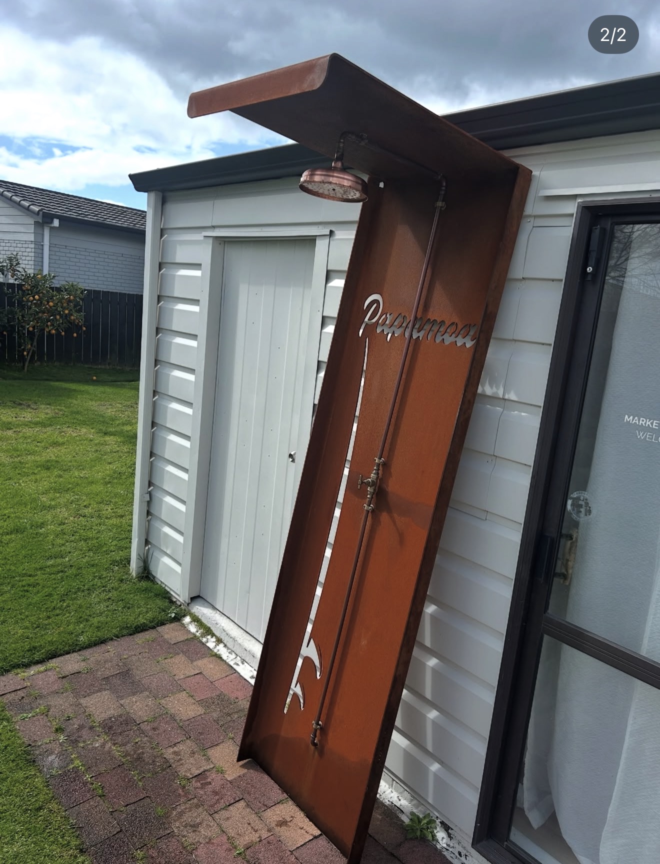 Full cover outdoor shower